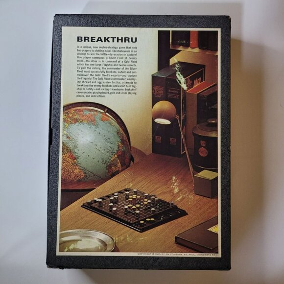 Break Thru 1965 The Double Strategy Game of Evasion or Capture Book Shelf - Picture 5 of 15